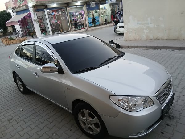 هيونداي افانتي 2007 - صورة 5