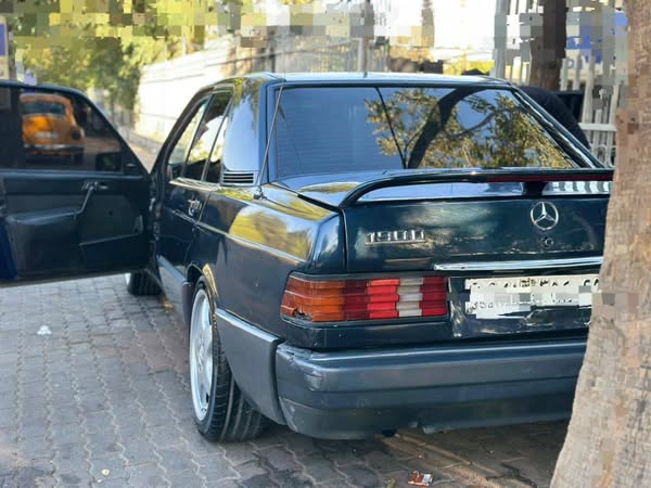 مارسيدس 190 1986 - صورة 2