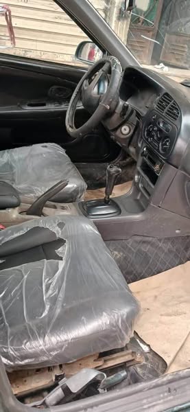 ميستوبيشي Lancer 1998 - صورة 3