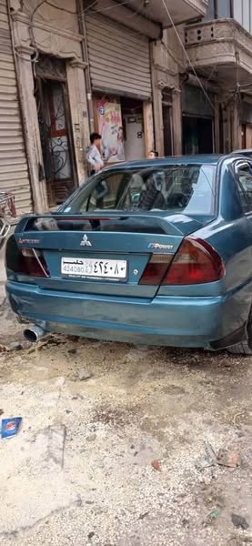 ميستوبيشي Lancer 1998 - صورة 1