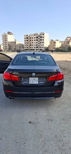 BMW 528i 2011 - صورة 4