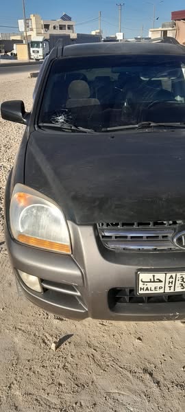 كيا سبورتاج 2005 - صورة 3