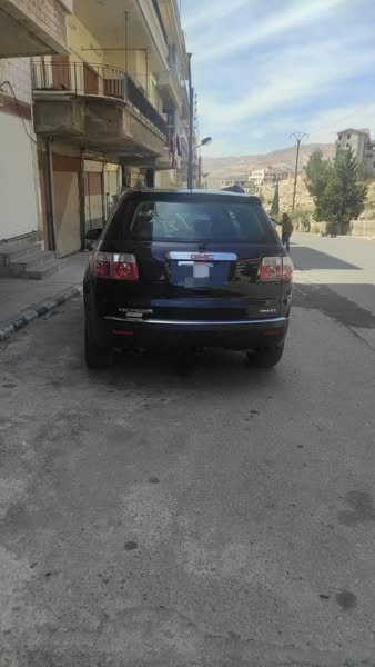 GMC اكاديا 2012 - صورة 1