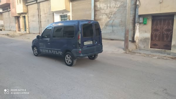 رينو Kangoo 2002 - صورة 3
