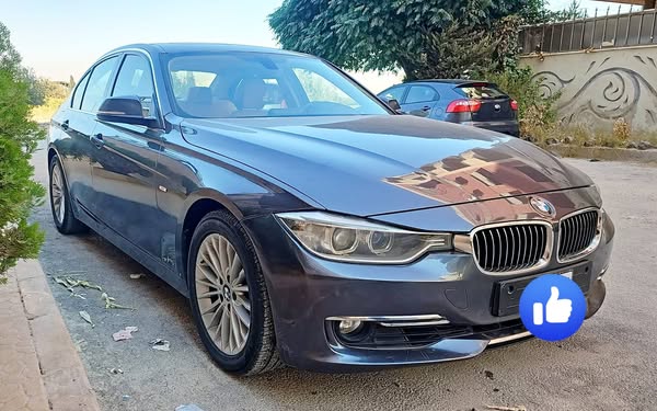 BMW 320i 2014 - صورة 1