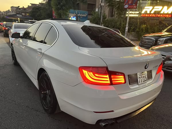 BMW 5 Series 2012 - صورة 3