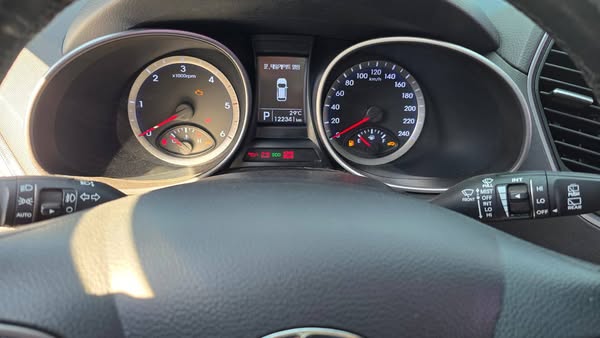 هيونداي سنتافي 2014 - صورة 3