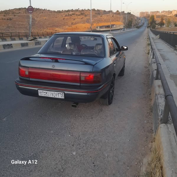 مازدا 323 1993 - صورة 2