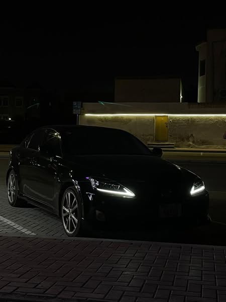 لكزس IS 350 2008 - صورة 2