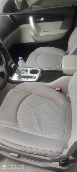 GMC Acadia 2012 - صورة 5