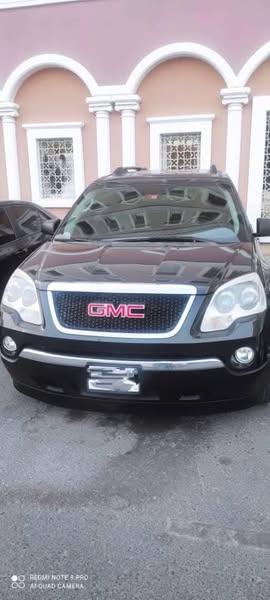 GMC Acadia 2012 - صورة 1
