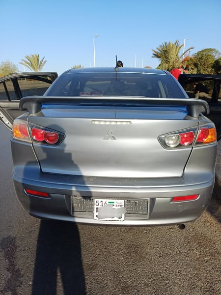 ميتسوبيشي Lancer 2015 - صورة 3