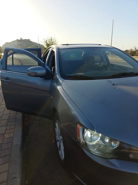 ميتسوبيشي Lancer 2015 - صورة 1