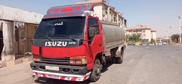 ايسوزو الف 1997 - صورة 2