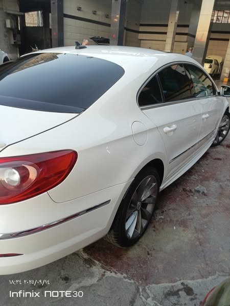 فوكس فاغن CC 2010 - صورة 1