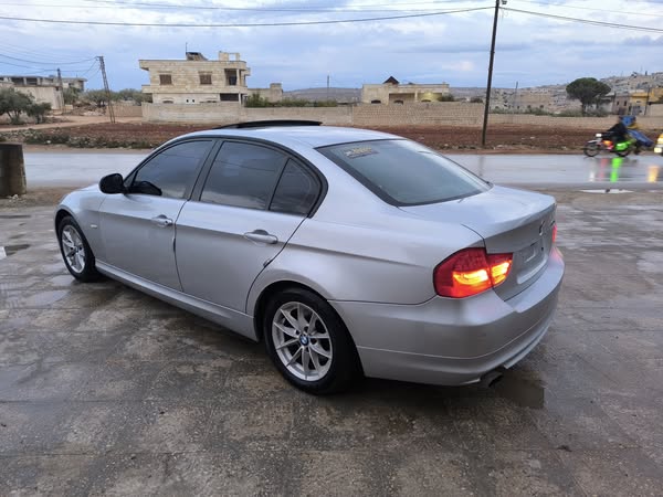 بي ام 320 2011 - صورة 4