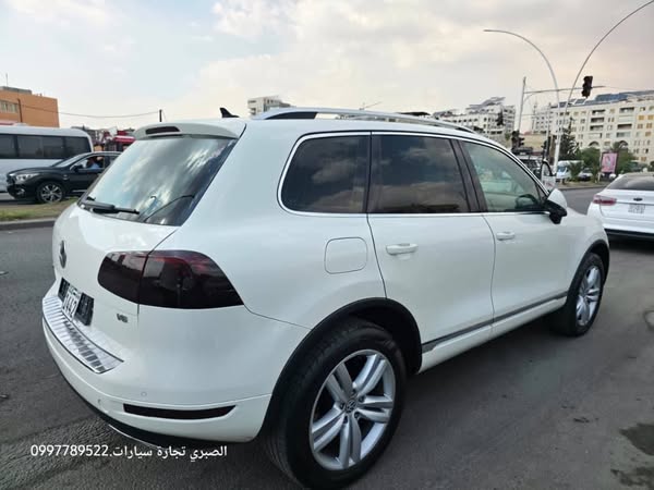 فولكس فاغن طوارق 2011 - صورة 2