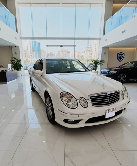 مرسيدس-بنز E 220 2006