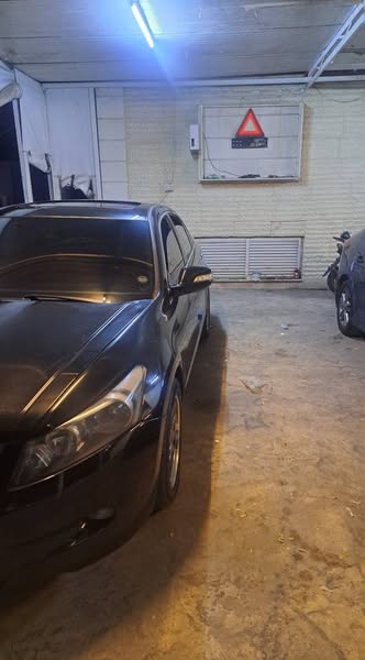 هوندا اكورد 2010 - صورة 3