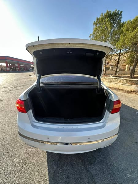 كيا K7 2011 - صورة 3