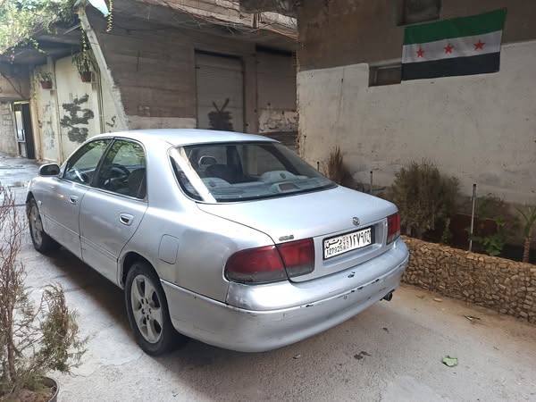 مازدا 626 1993 - صورة 5
