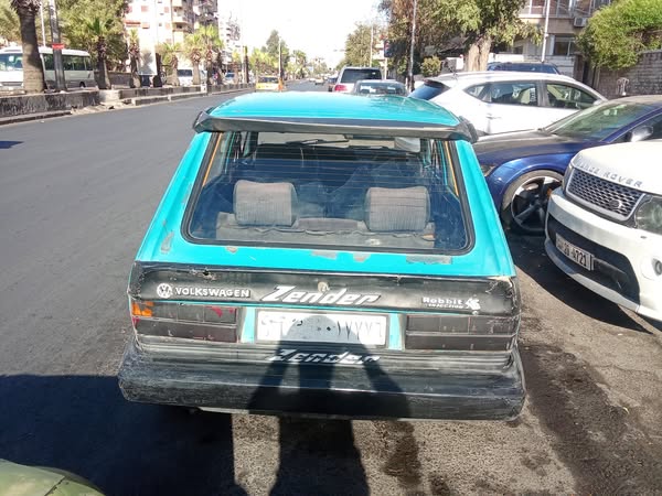 فولكس فاجن جولف 1976 - صورة 4