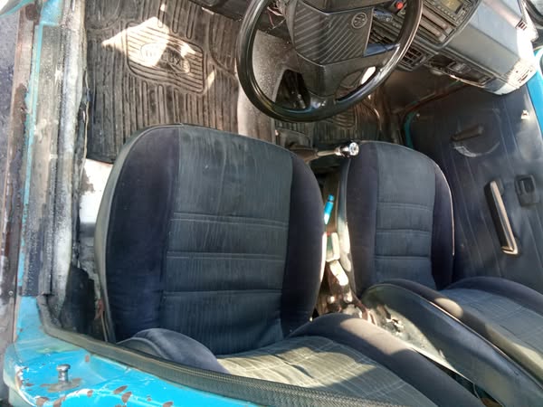 فولكس فاجن جولف 1976 - صورة 5