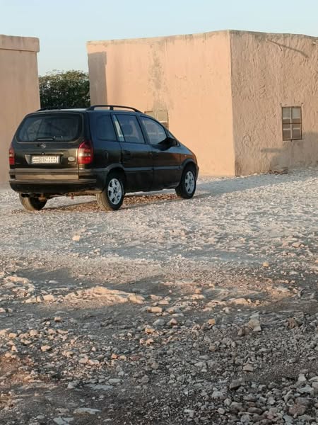 Opel Zafira 2000 - صورة 5