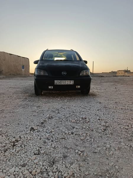 Opel Zafira 2000 - صورة 3