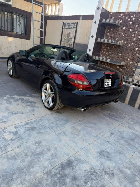 مرسيدس-بنز SLK 200 2011 - صورة 2