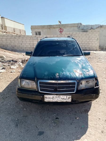 مرسيدس-بنز C 220 2001 - صورة 2
