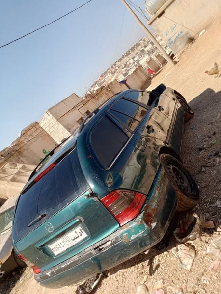 مرسيدس-بنز C 220 2001 - صورة 4