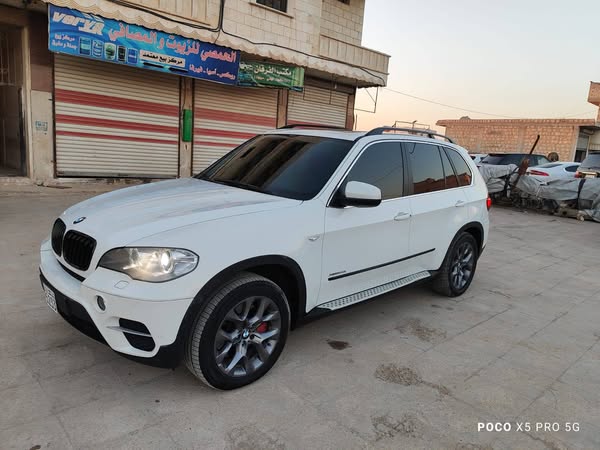 BMW X5 2011 - صورة 1