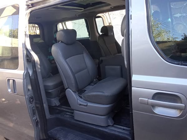 هيونداي ستاركـس 2011 - صورة 2