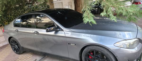 بي إم دبليو الفئة الخامسة 2011 - صورة 5