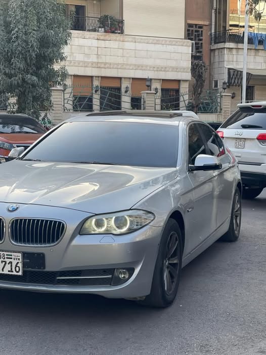 BMW 528i 2012