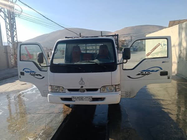 كيا K2700 2001 - صورة 1