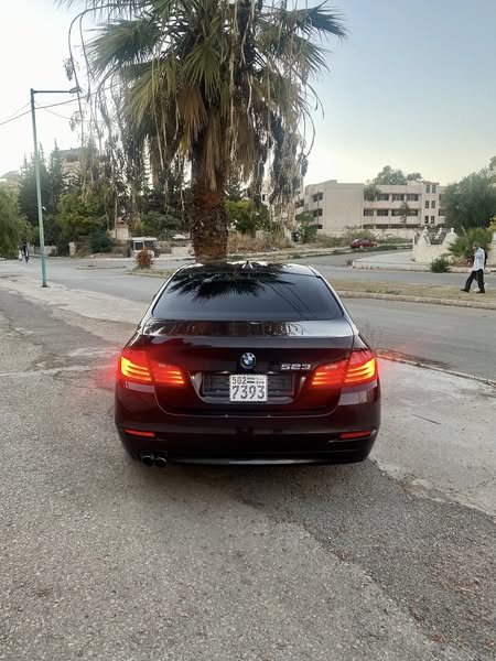 BMW 523i 2015 - صورة 5