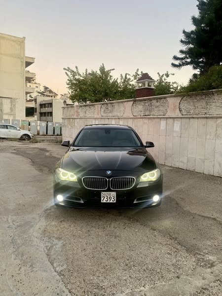 BMW 523i 2015 - صورة 4