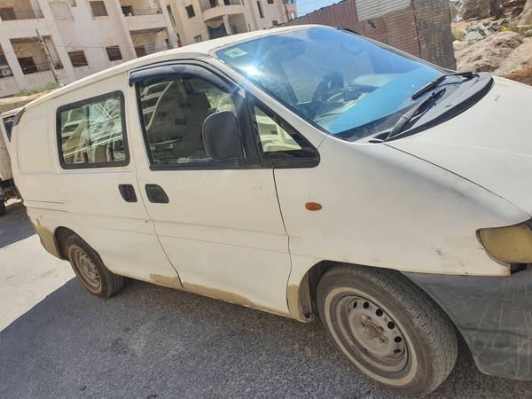 ميتسوبيشي سبيس جير 1998 - صورة 5