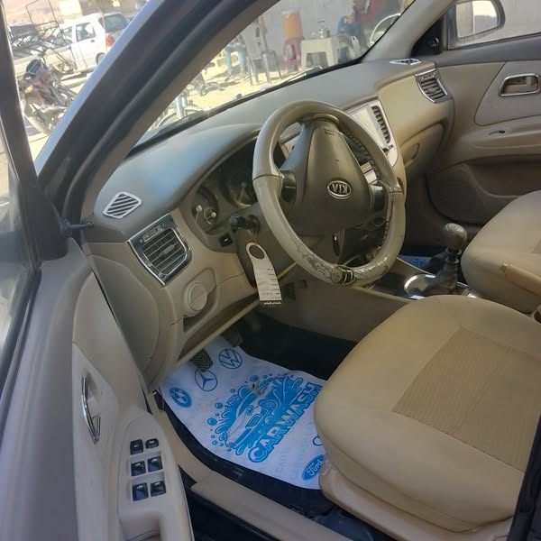 كيا ريو 2008 - صورة 5