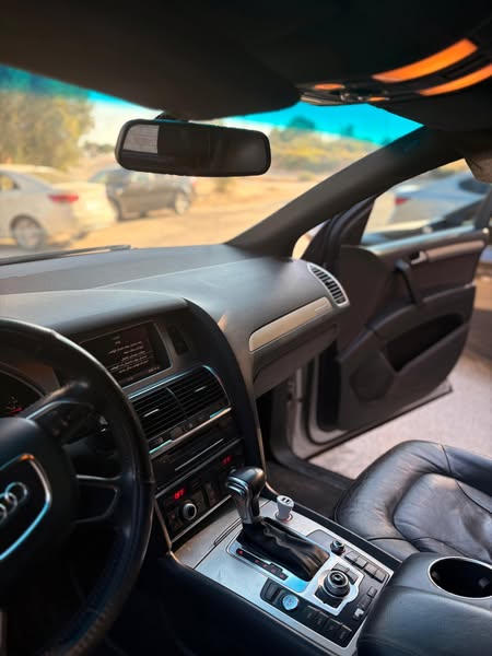 اودي Q7 2012 - صورة 4