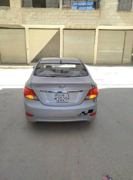 هونداي اكسنت 2015 - صورة 4