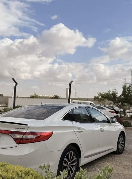 هيونداي أزيرا 2013 - صورة 3