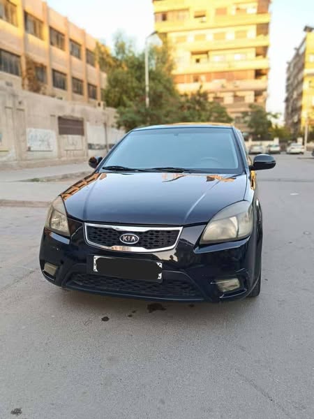 كيا ريو 2011 - صورة 2