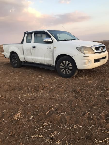 تويوتا هايلوكس 2009 - صورة 4