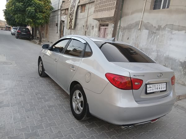 هيونداي افانتي 2007 - صورة 2