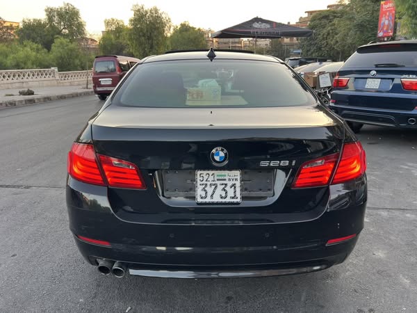 BMW 528i 2012 - صورة 4