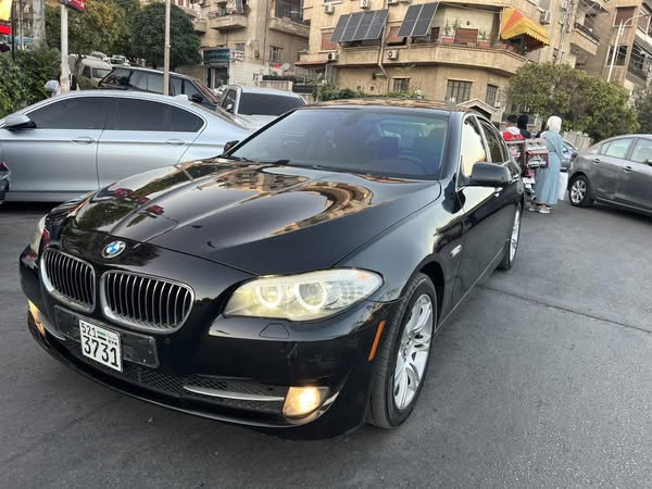 BMW 528i 2012 - صورة 2