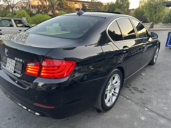 BMW 528i 2012 - صورة 5